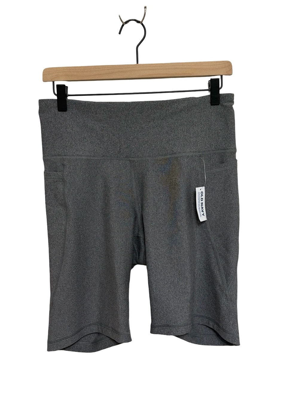NEW Old Navy Women’s Go Dry Powersoft Pocket Bike Shorts 8” in Gray - Size L